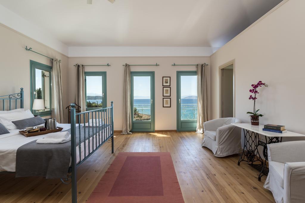 Electra Beachfront Villa Kranidi Exterior foto
